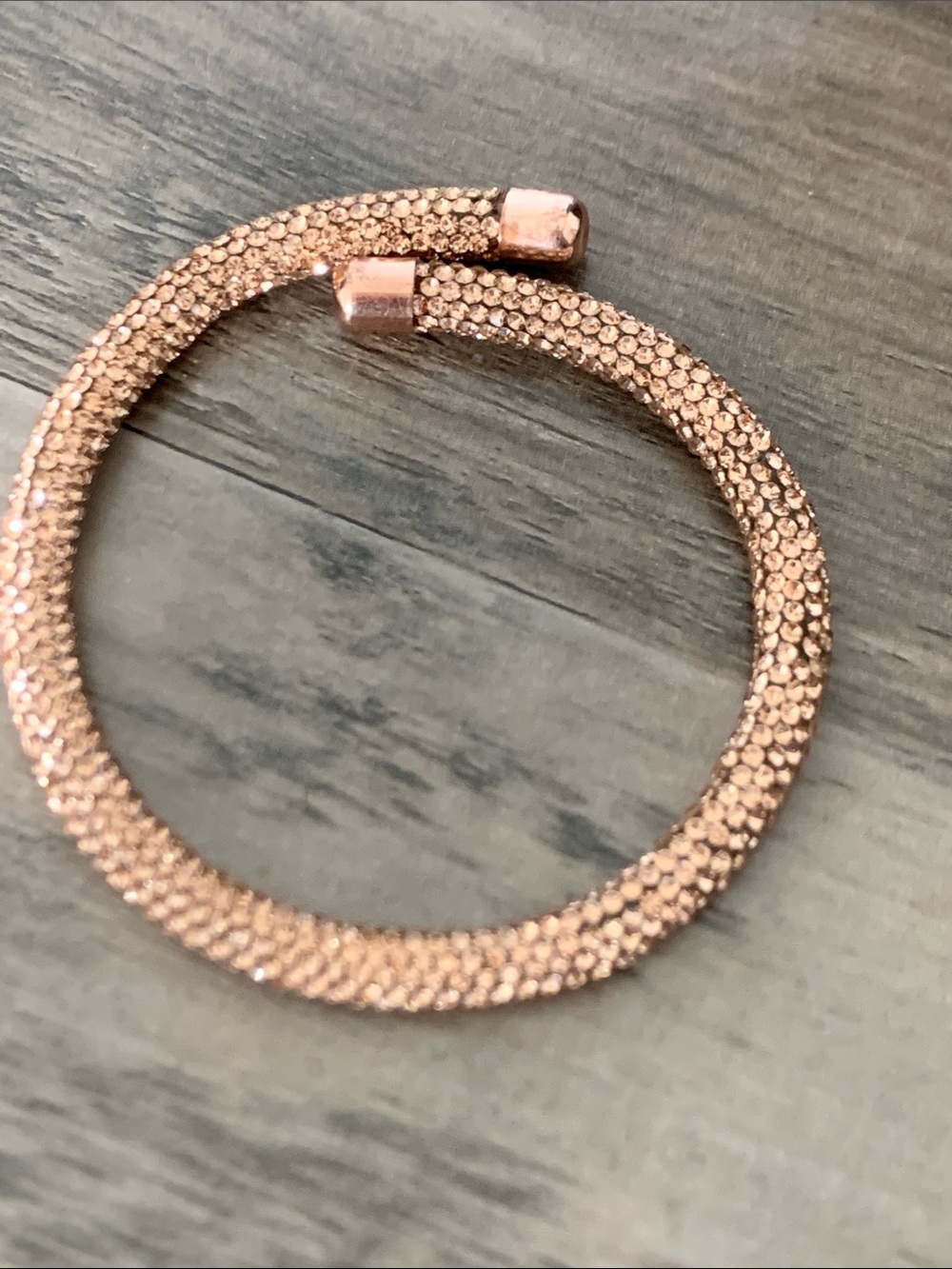 Women’s Rose Gold Crystal Mesh Bangle Bracelet